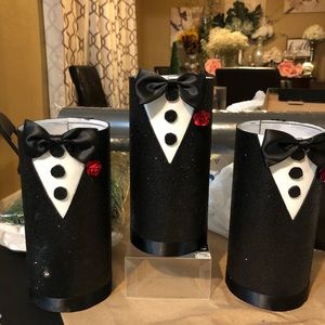 Tuxcedo center piece vase